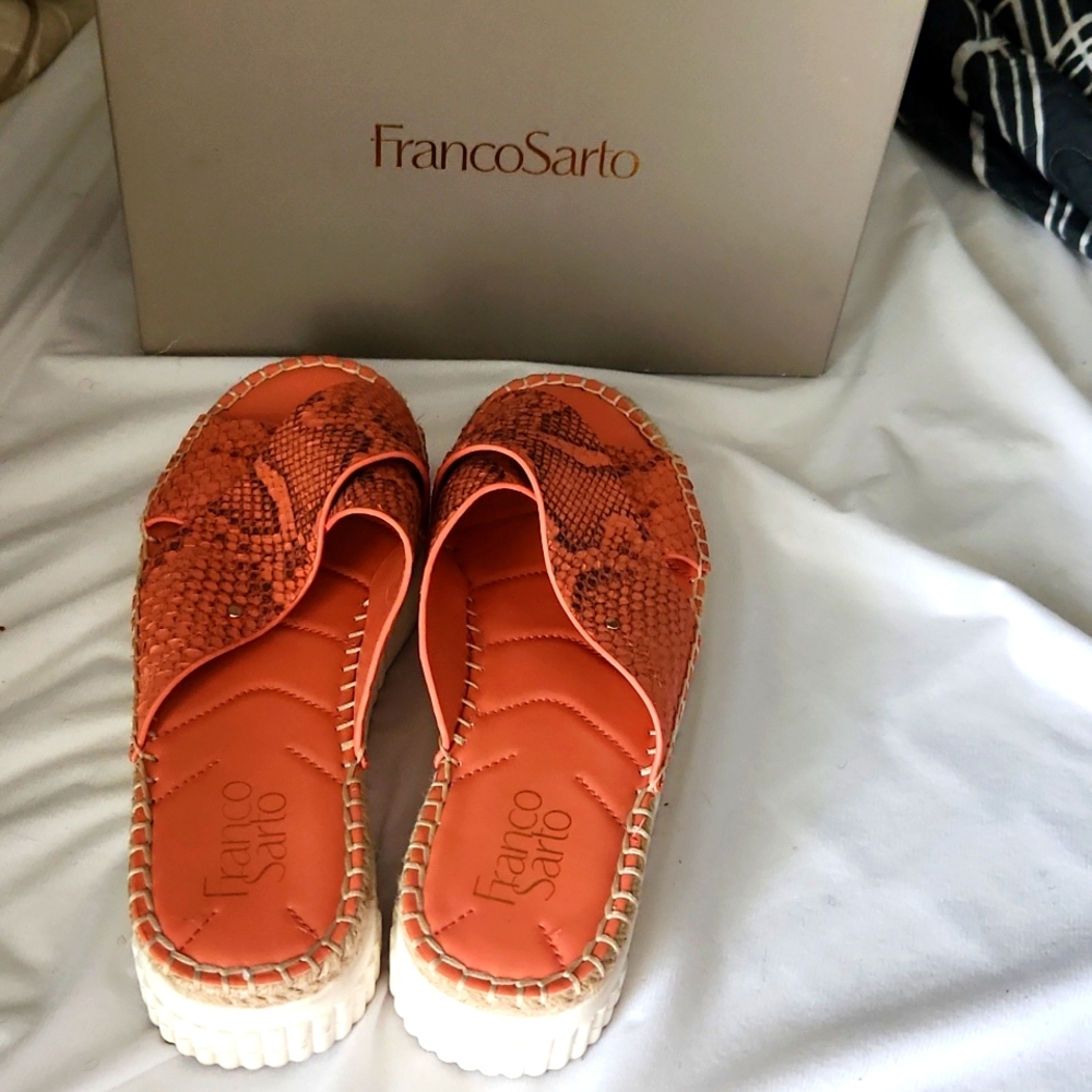 Franco Sarto platform sandles